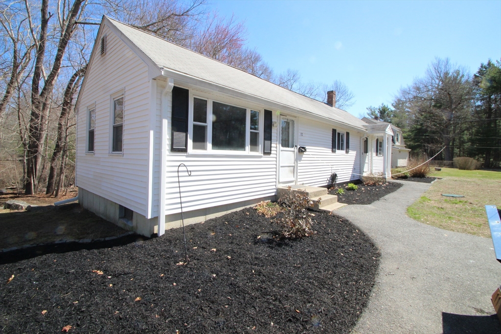 12 Santos Ct