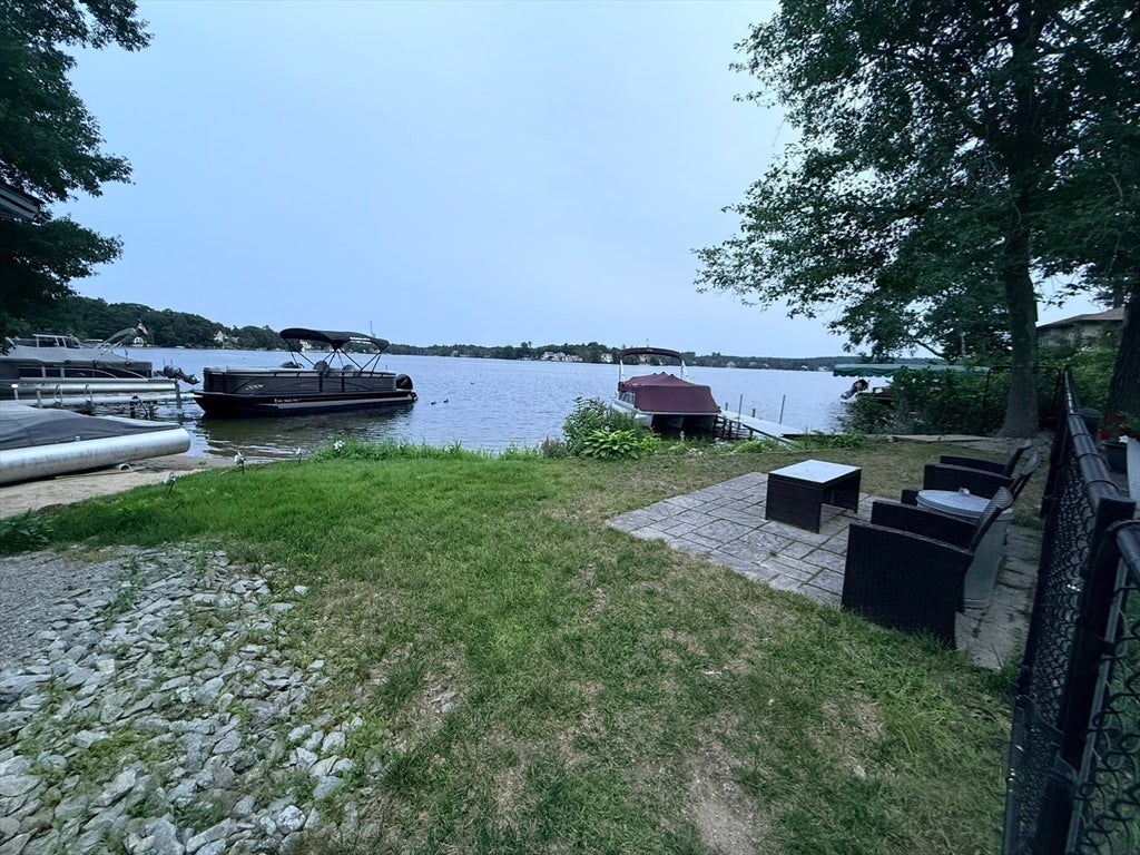 60 Wakefield Ave