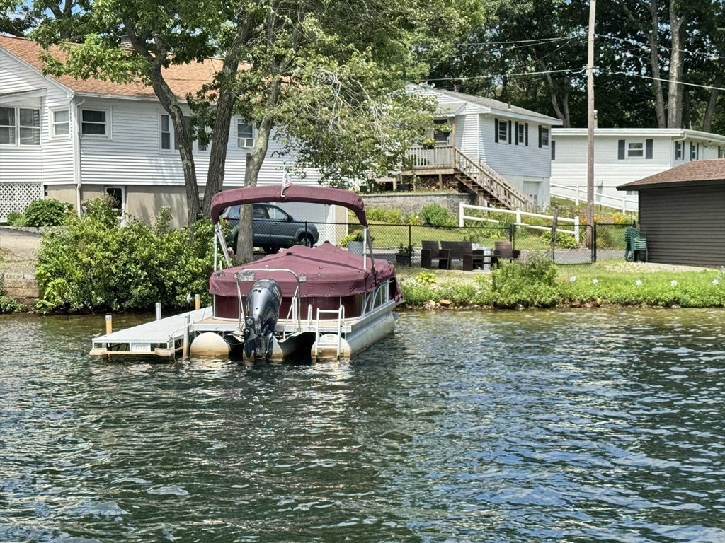 60 Wakefield Ave