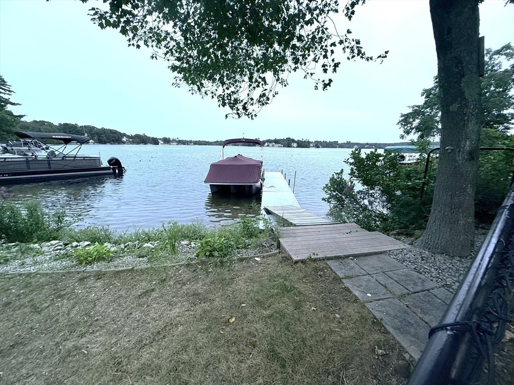 60 Wakefield Ave
