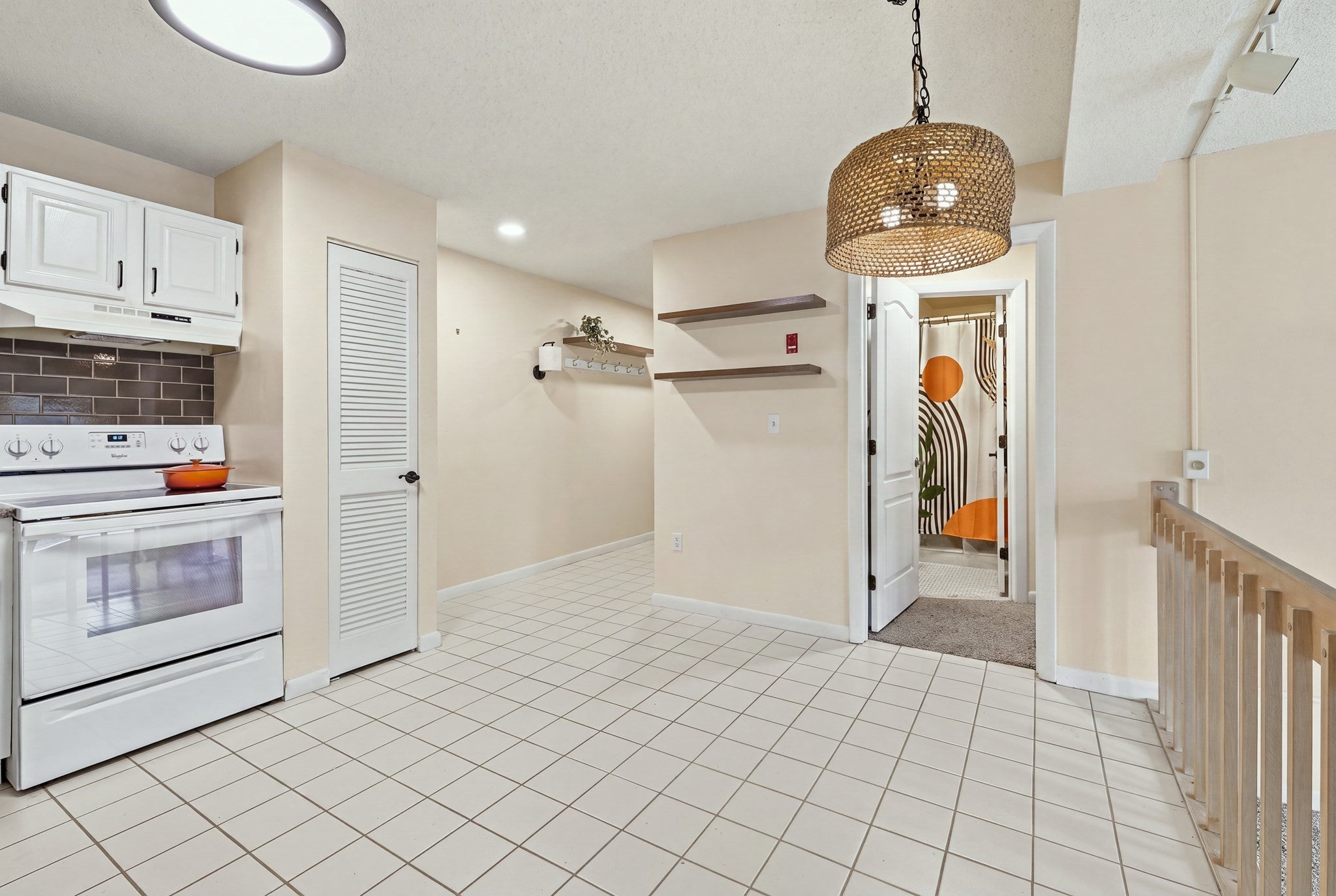 160 Burkhall St #308, Weymouth, MA, 160 Burkhall St #308, Weymouth, MA Photo #5