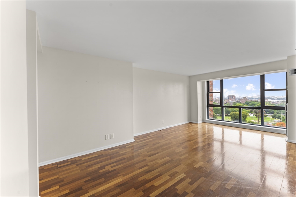 170 Tremont St 1501