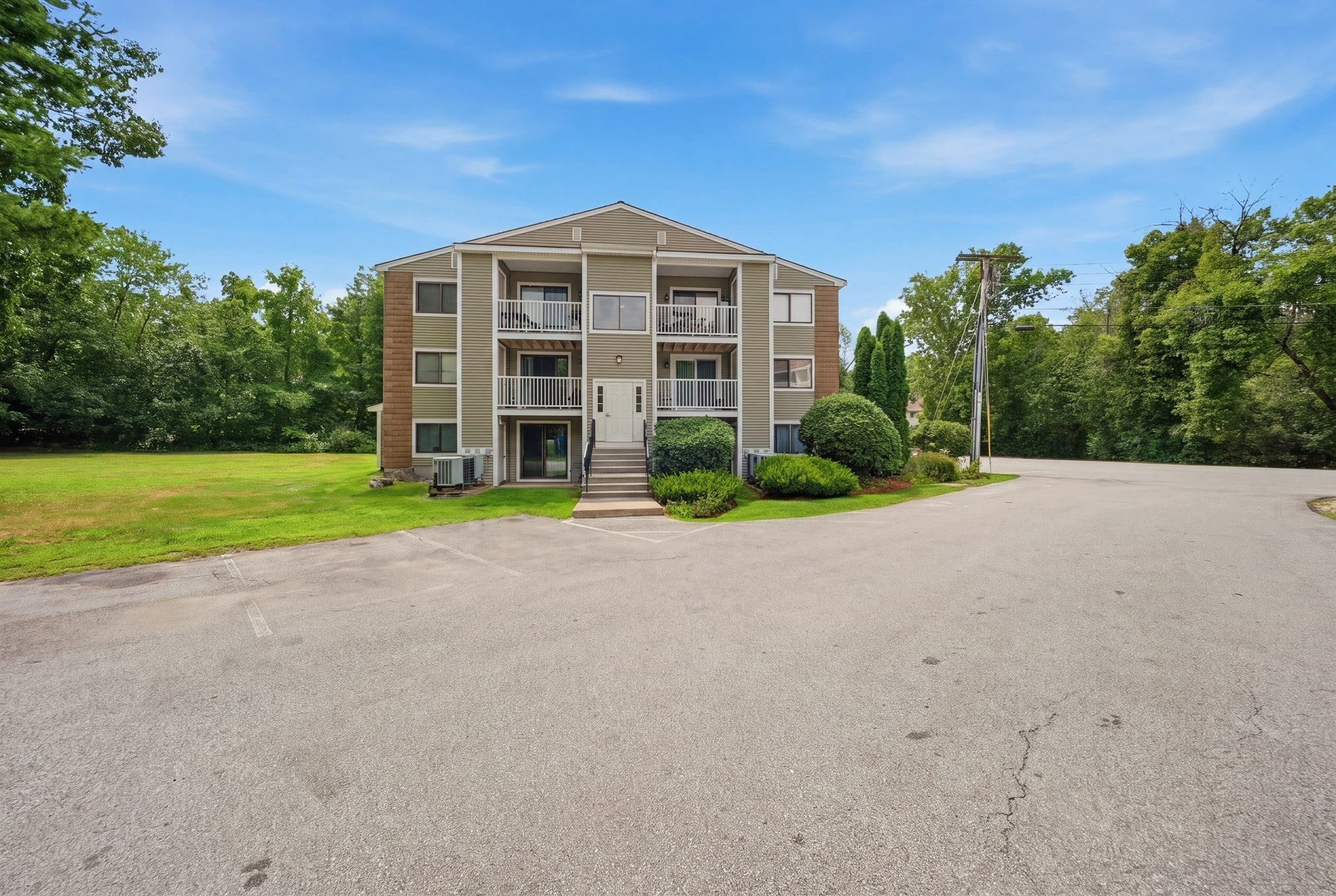 3 Bridgeview Circle #57, Tyngsborough, MA Photo #17