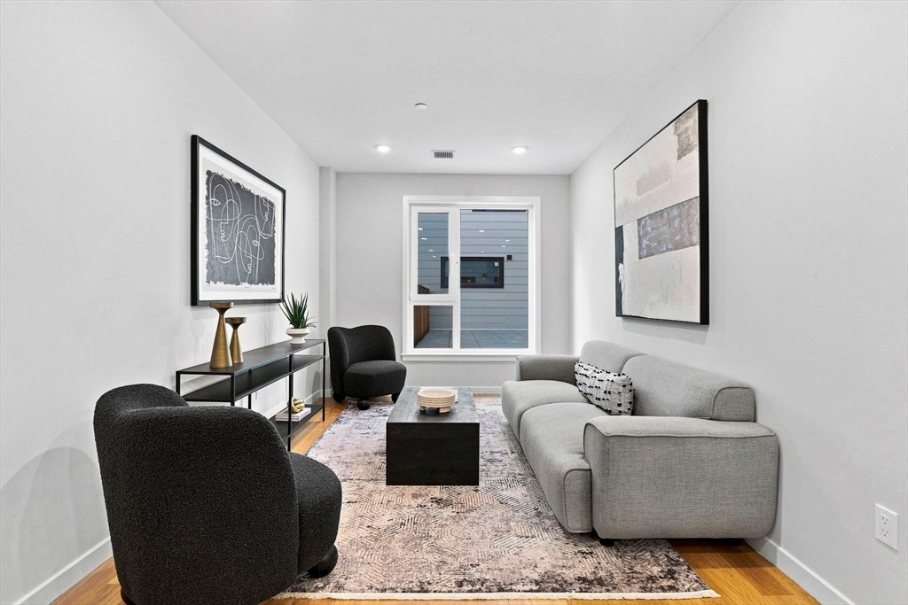 267 Old Colony AVE #206, Boston, MA, 267 Old Colony AVE #206, Boston, MA Photo #9