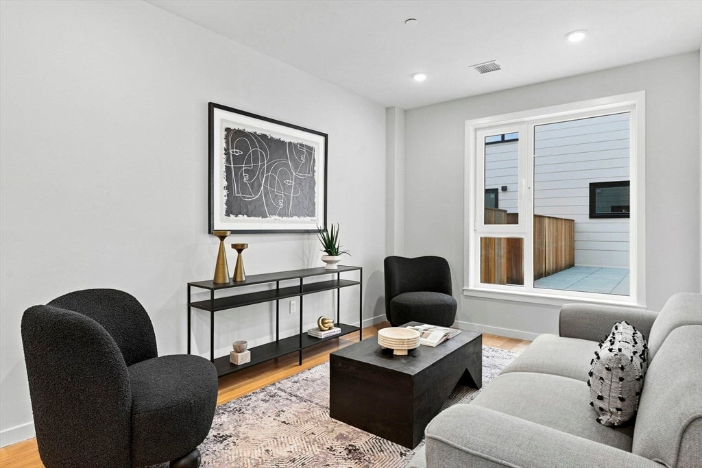 267 Old Colony AVE #206, Boston, MA, 267 Old Colony AVE #206, Boston, MA Photo #8