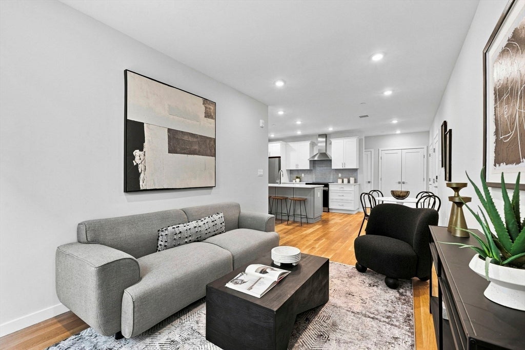 267 Old Colony AVE #206, Boston, MA, 267 Old Colony AVE #206, Boston, MA Photo #7