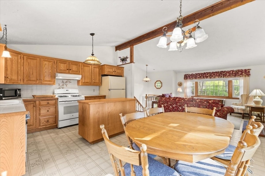 64 Rainbow Rd, Yarmouth, MA Photo #6