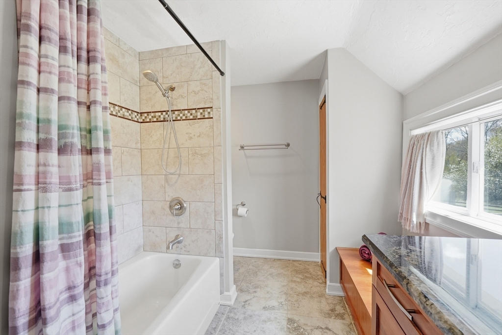 9 Adams Rd, Hubbardston, MA Photo #26