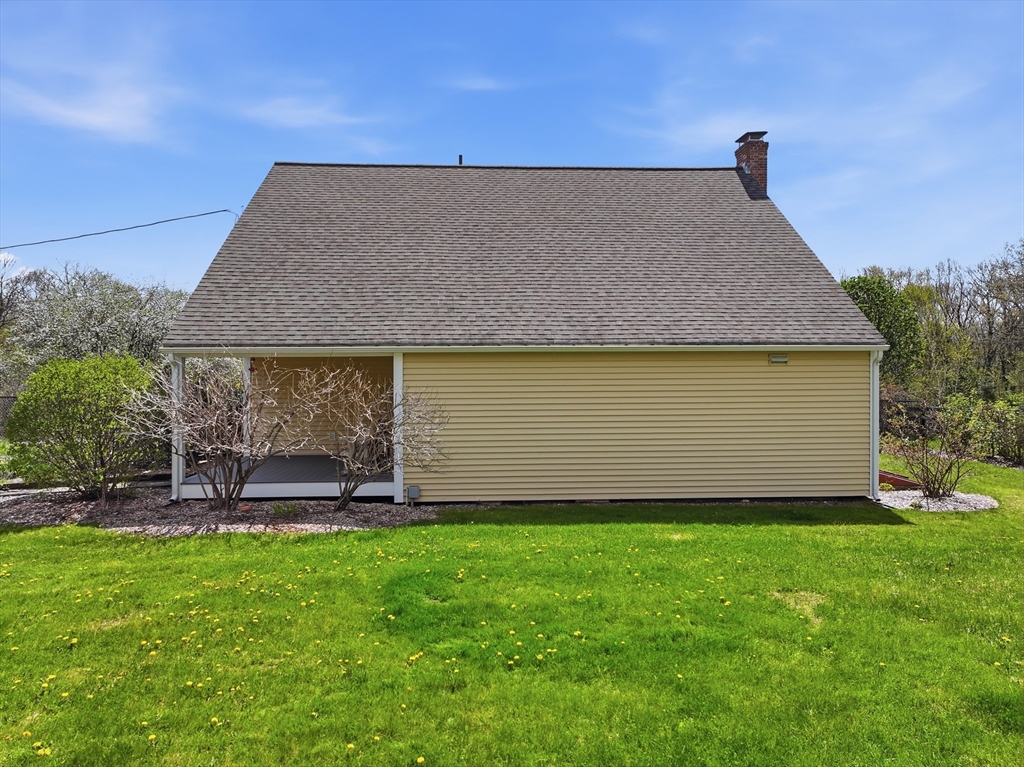 9 Adams Rd, Hubbardston, MA Photo #30