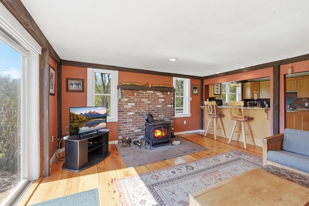 9 Adams Rd, Hubbardston, MA Photo #16