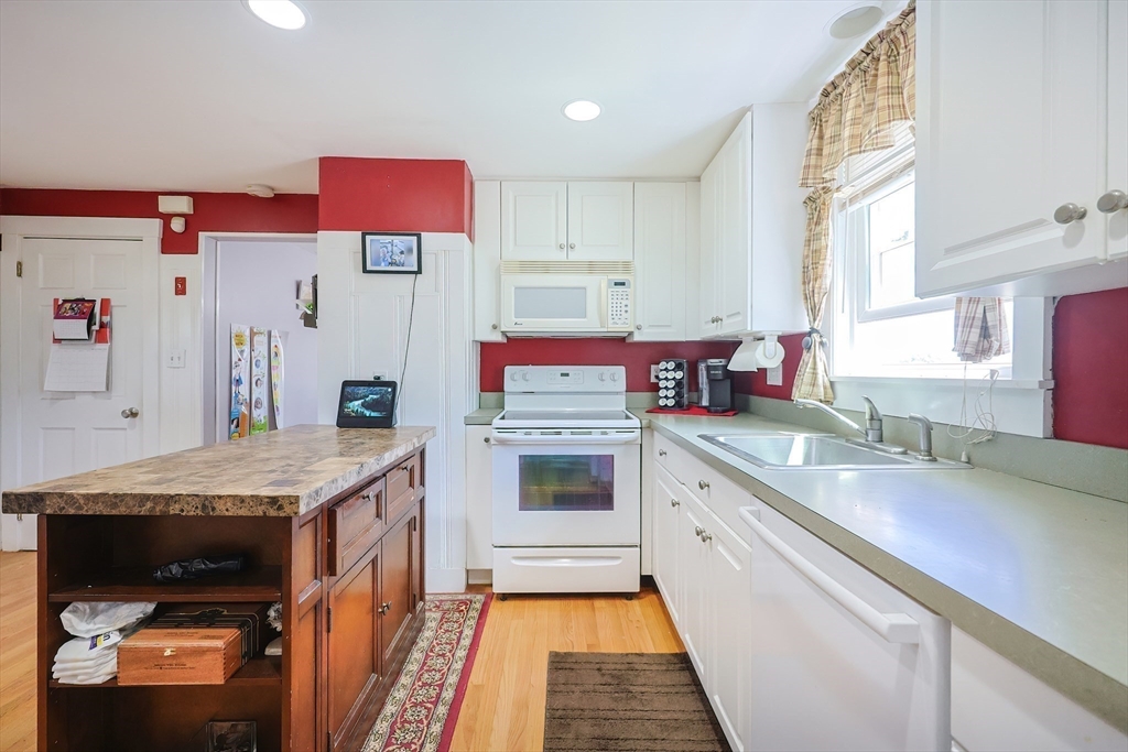20 Rockhill St