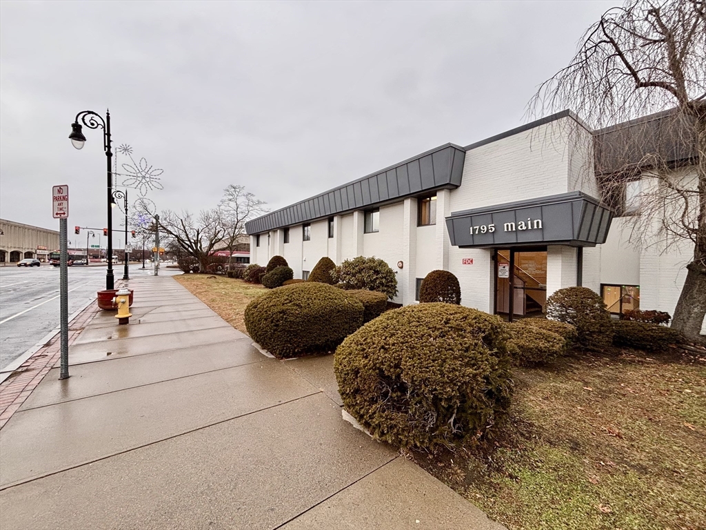 1795 Main St 112