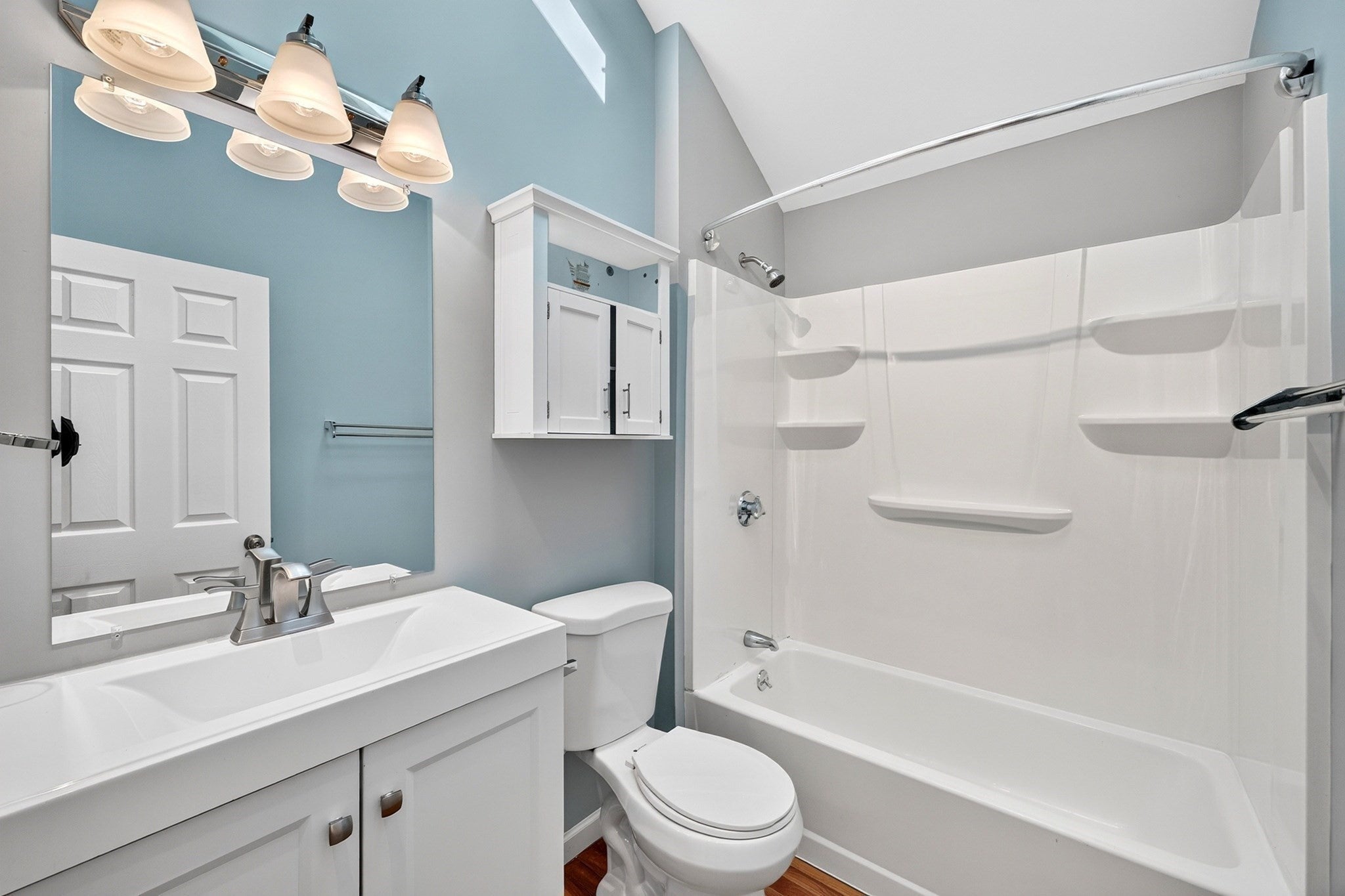 136 W Squantum St, Quincy, MA Photo #9