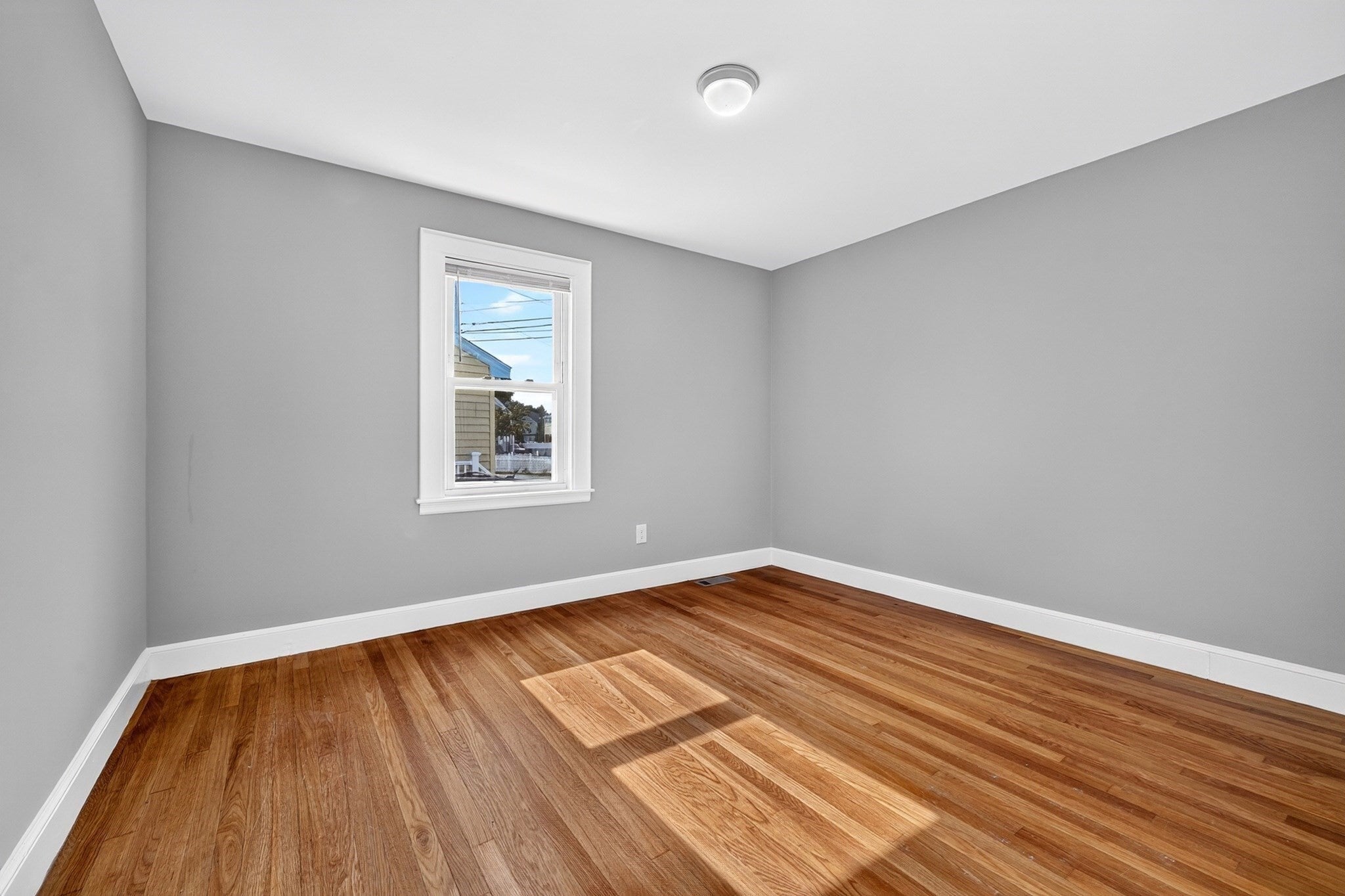 136 W Squantum St, Quincy, MA Photo #7