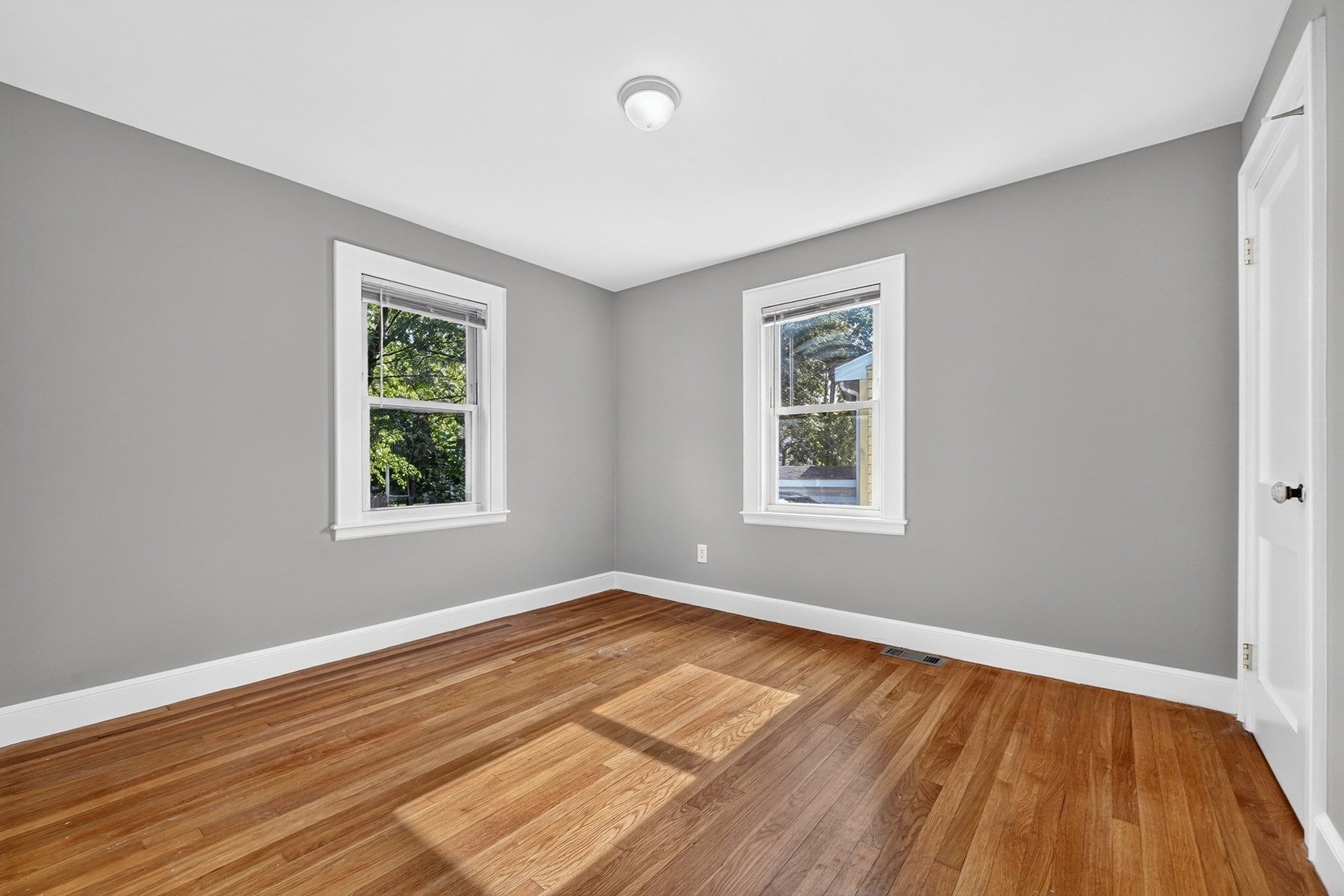136 W Squantum St, Quincy, MA Photo #10