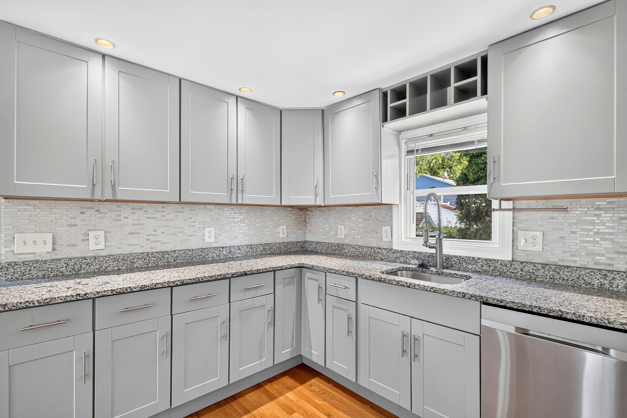 136 W Squantum St, Quincy, MA Photo #6