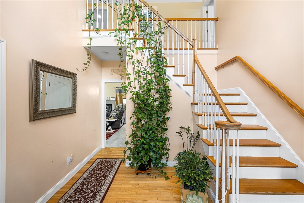 71 Bay Path Rd