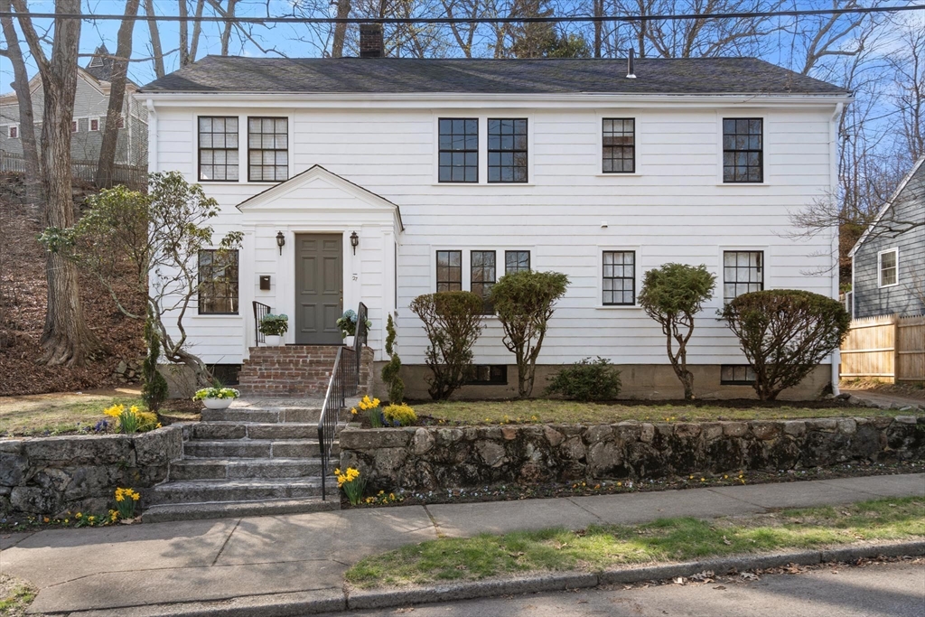 27 Oakwood Rd