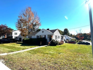 132 Maple Street Framingham MA 01702
