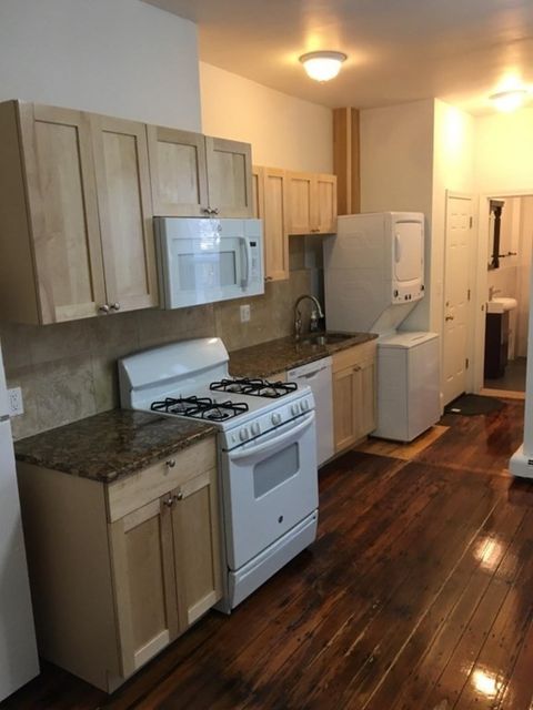 Photo of 254 Windsor St #1R, Cambridge, MA 02139 (MLS # 73473312)