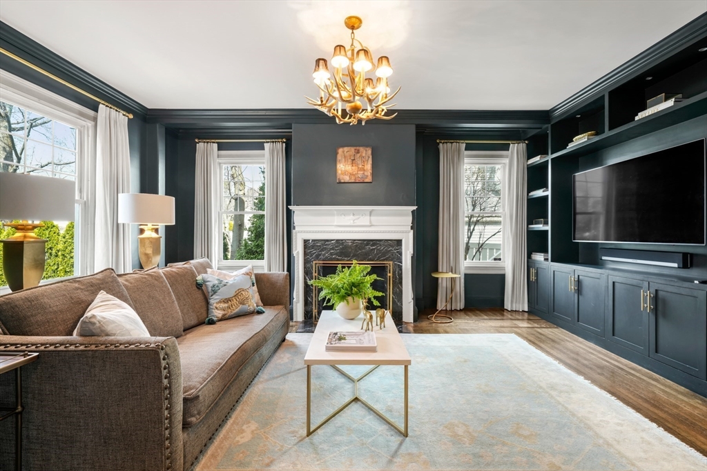 254 Commonwealth Ave