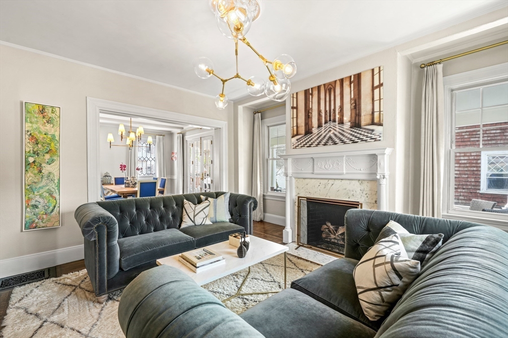 254 Commonwealth Ave