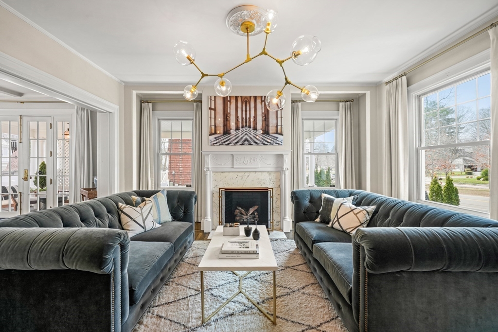 254 Commonwealth Ave