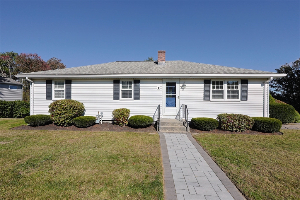 7 Madden Ave