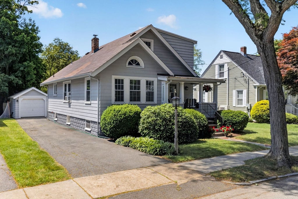 18 Hanson St.