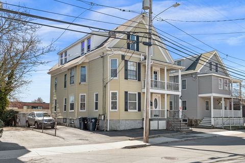 Photo of 39 Mason St, Salem, MA 01970 (MLS # 73506068)