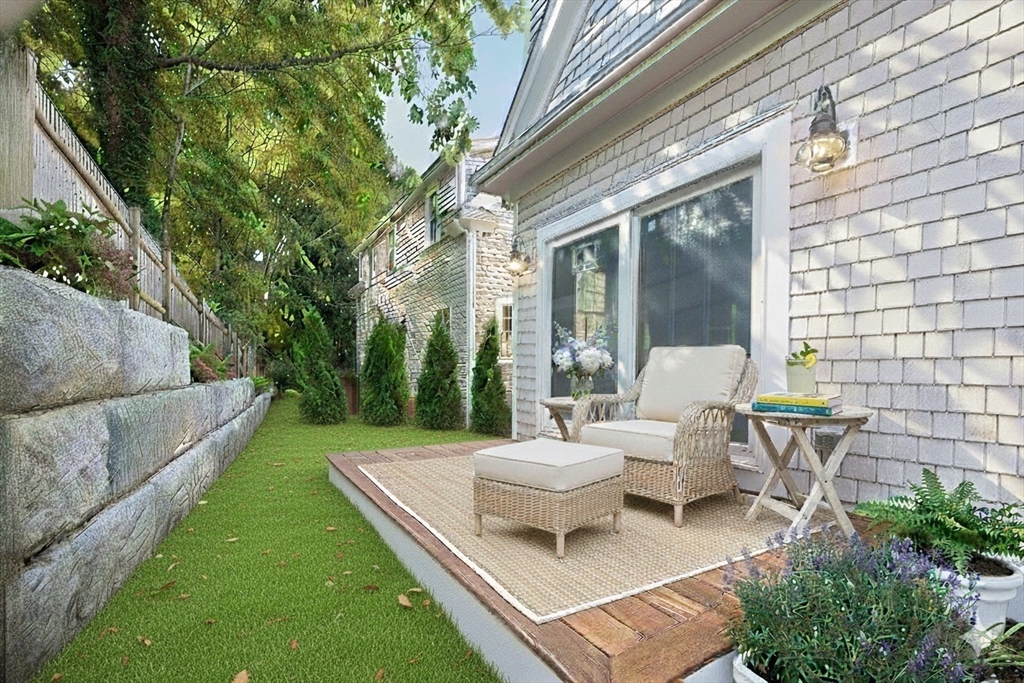 255 Old Main Road 2B