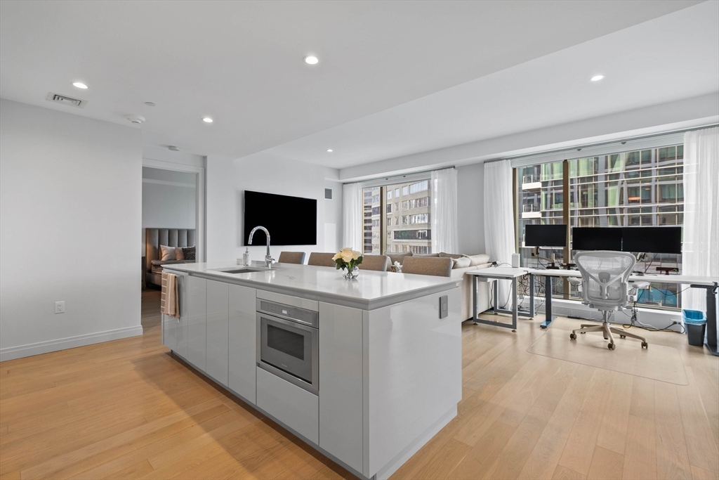 133 Seaport Blvd 620