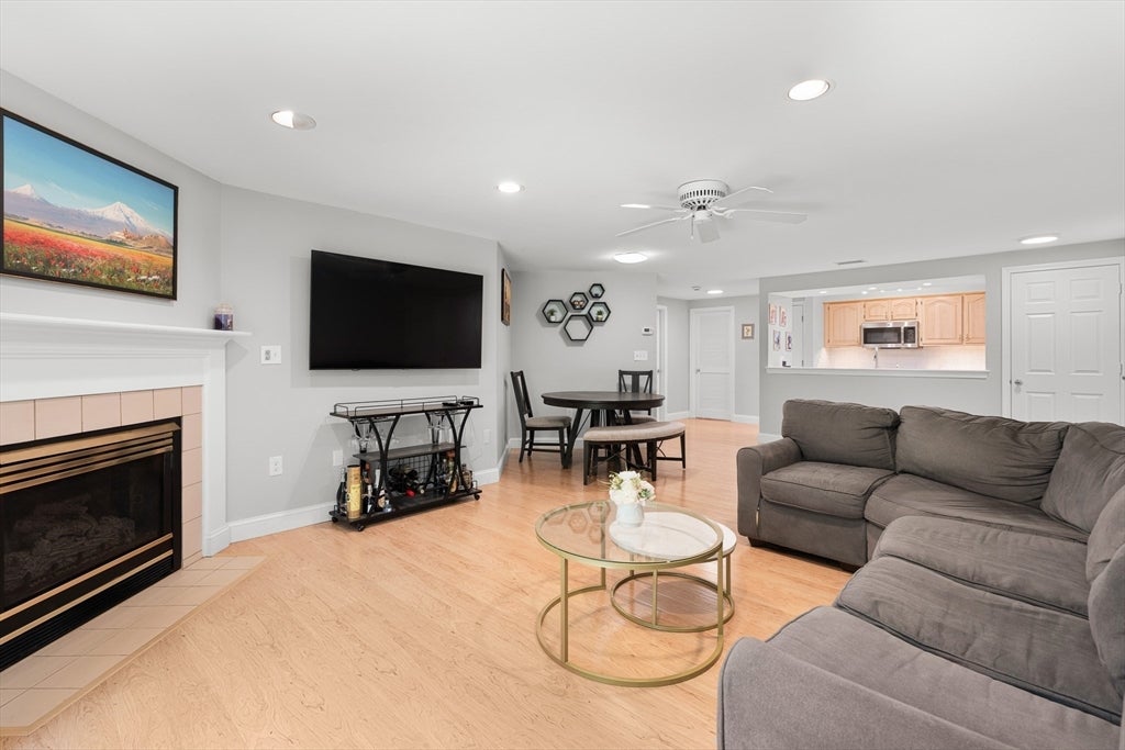 501 Lexington Street 77