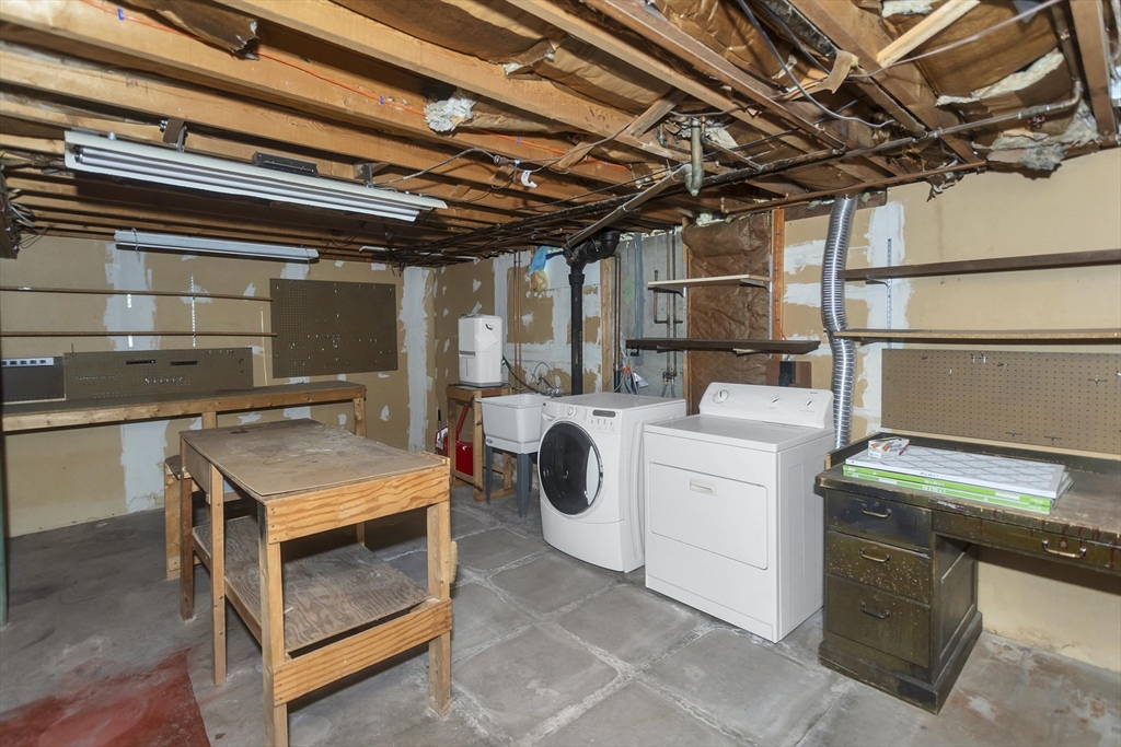 20 Hendom Dr, Agawam, MA, 20 Hendom Dr, Agawam, MA Photo #29