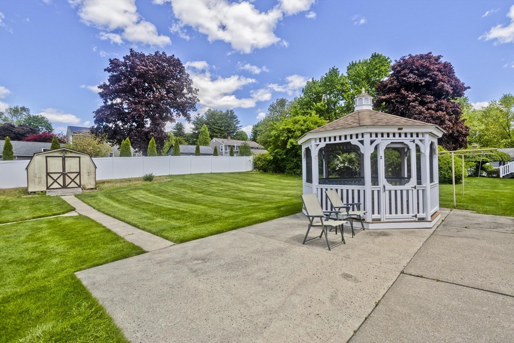 20 Hendom Dr, Agawam, MA, 20 Hendom Dr, Agawam, MA Photo #3