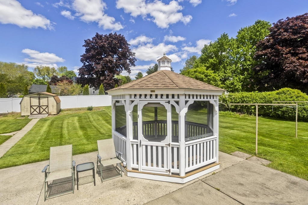 20 Hendom Dr, Agawam, MA, 20 Hendom Dr, Agawam, MA Photo #5