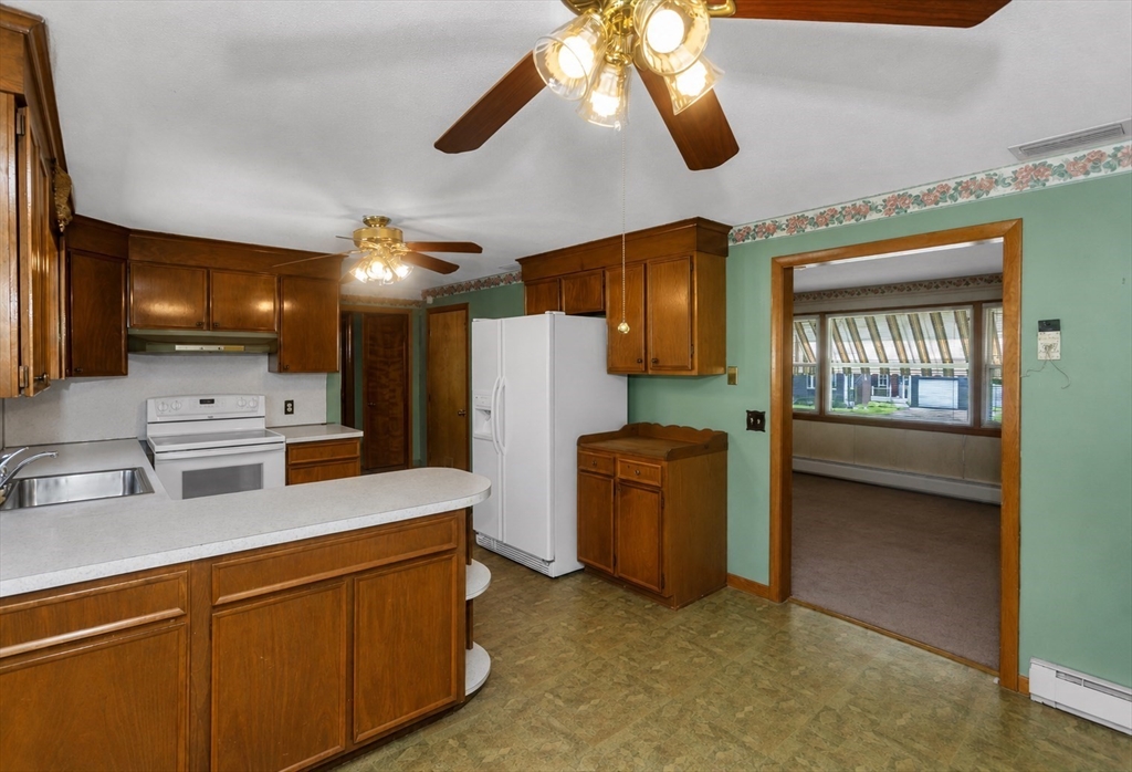 20 Hendom Dr, Agawam, MA, 20 Hendom Dr, Agawam, MA Photo #15