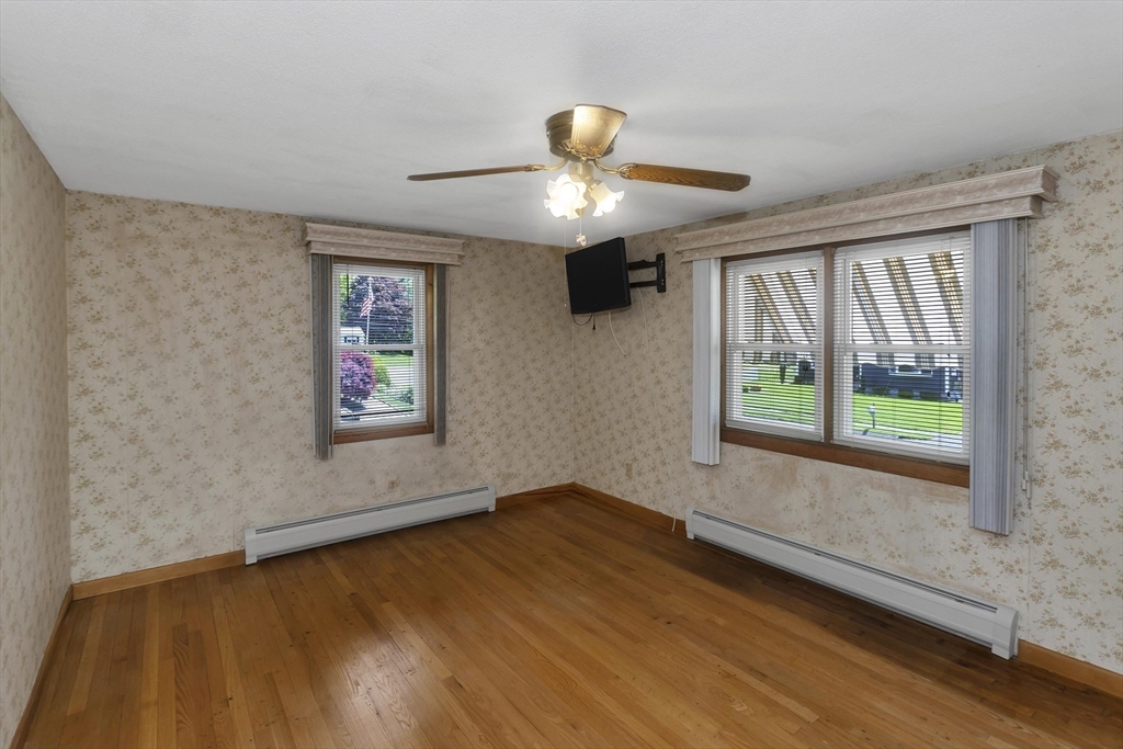 20 Hendom Dr, Agawam, MA, 20 Hendom Dr, Agawam, MA Photo #26