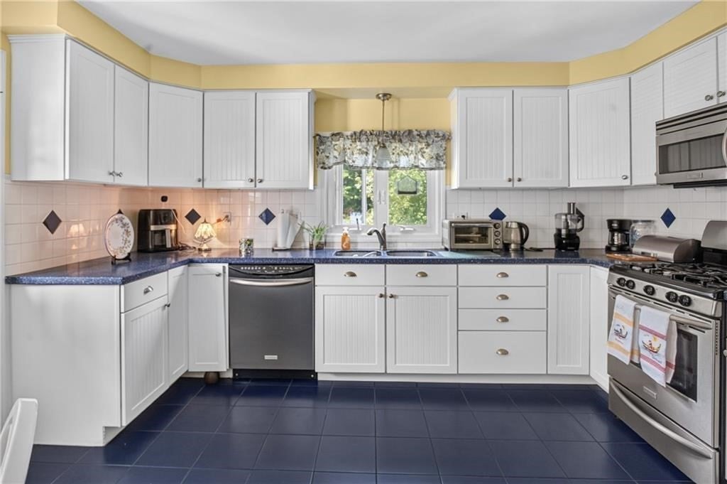 130 Thurston Street, East Providence, RI, 130 Thurston Street, East Providence, RI Photo #11