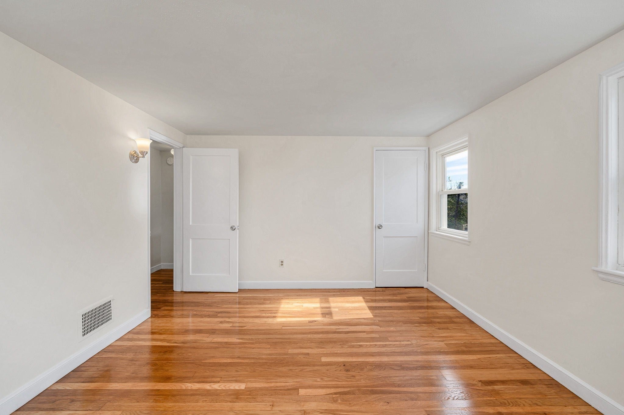 15 Regent Rd, Malden, MA, 15 Regent Rd, Malden, MA Photo #16