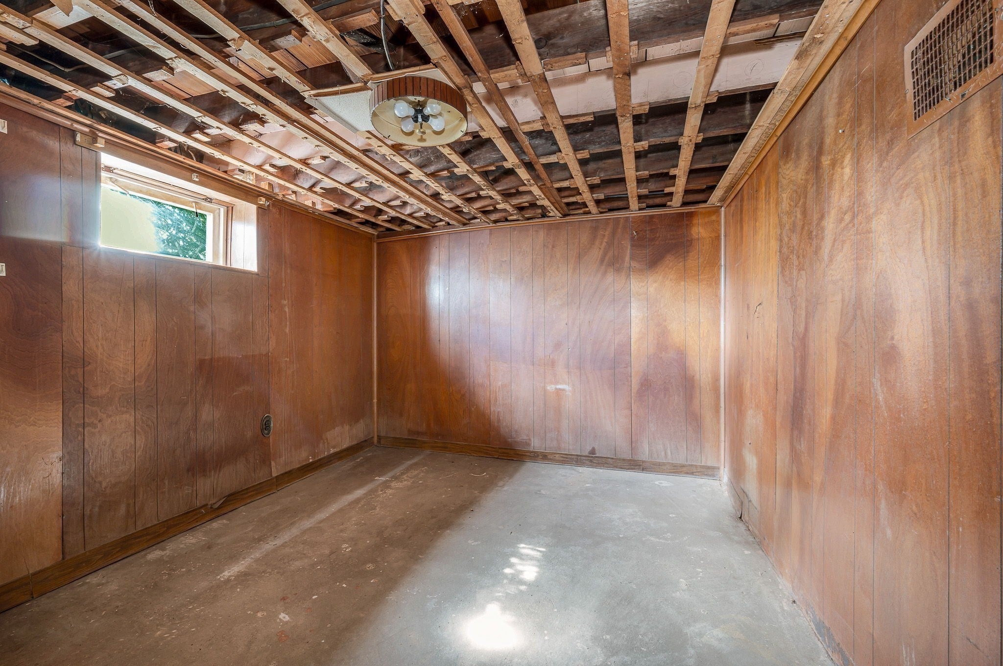 15 Regent Rd, Malden, MA, 15 Regent Rd, Malden, MA Photo #29