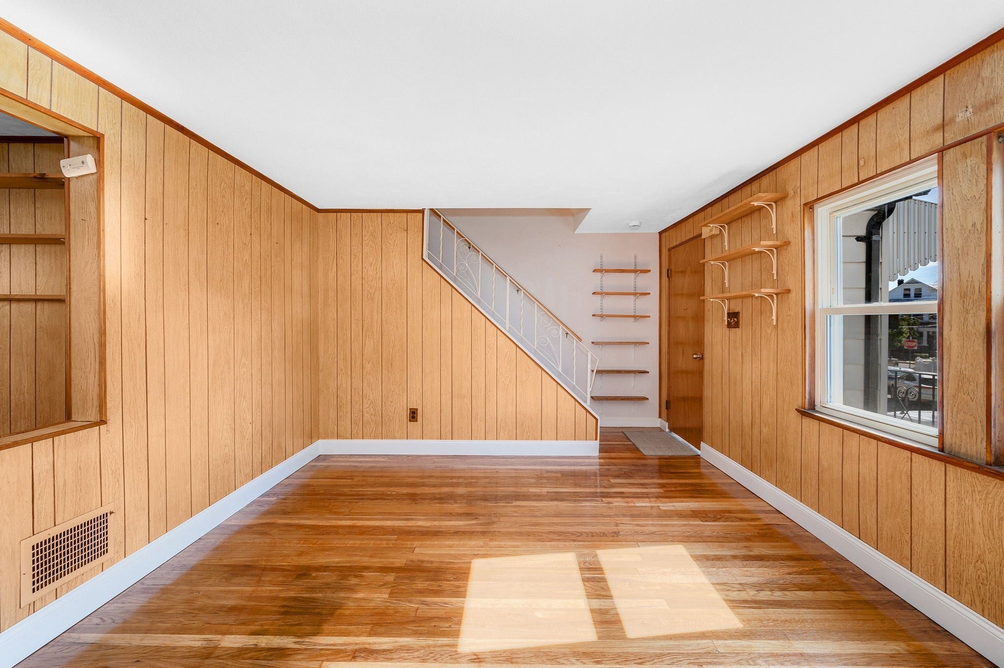 15 Regent Rd