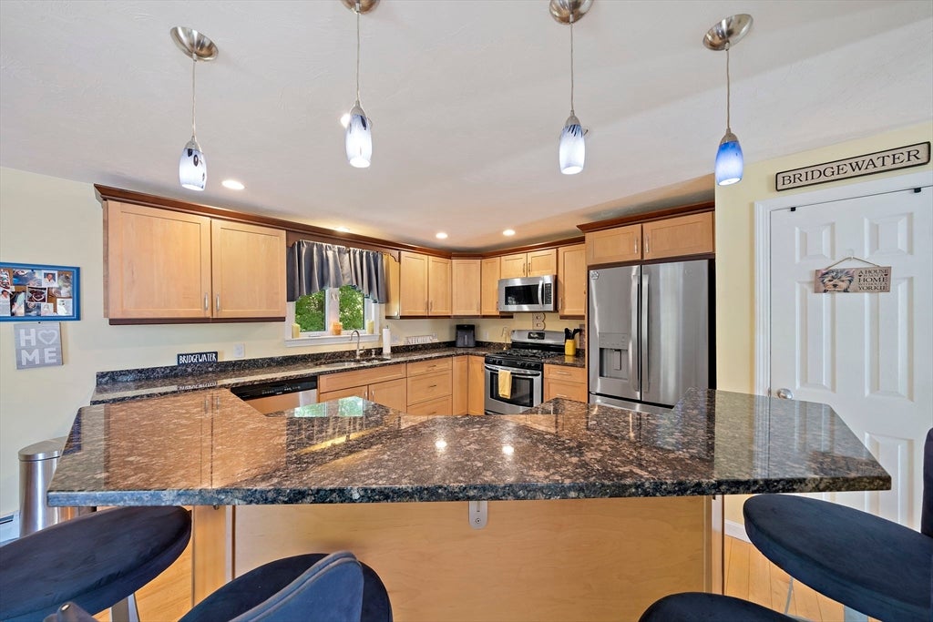 735 Pleasant St, Bridgewater, MA Photo #6