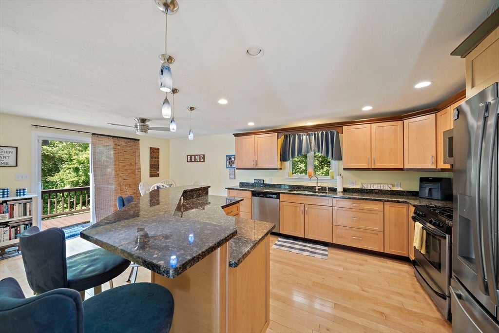 735 Pleasant St, Bridgewater, MA Photo #3