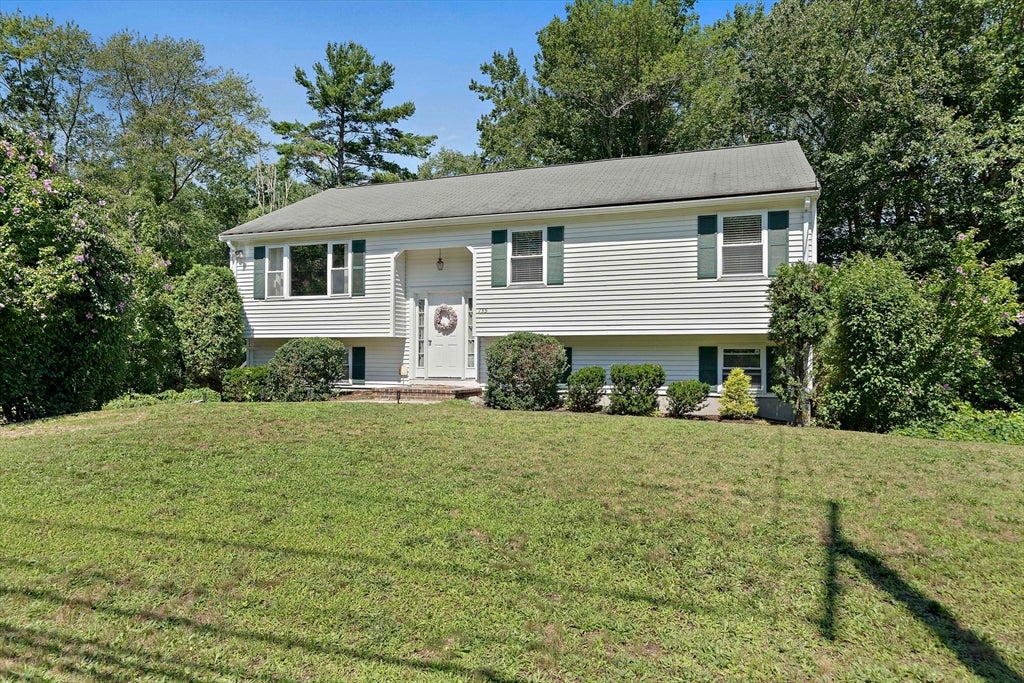 735 Pleasant St, Bridgewater, MA Photo #2