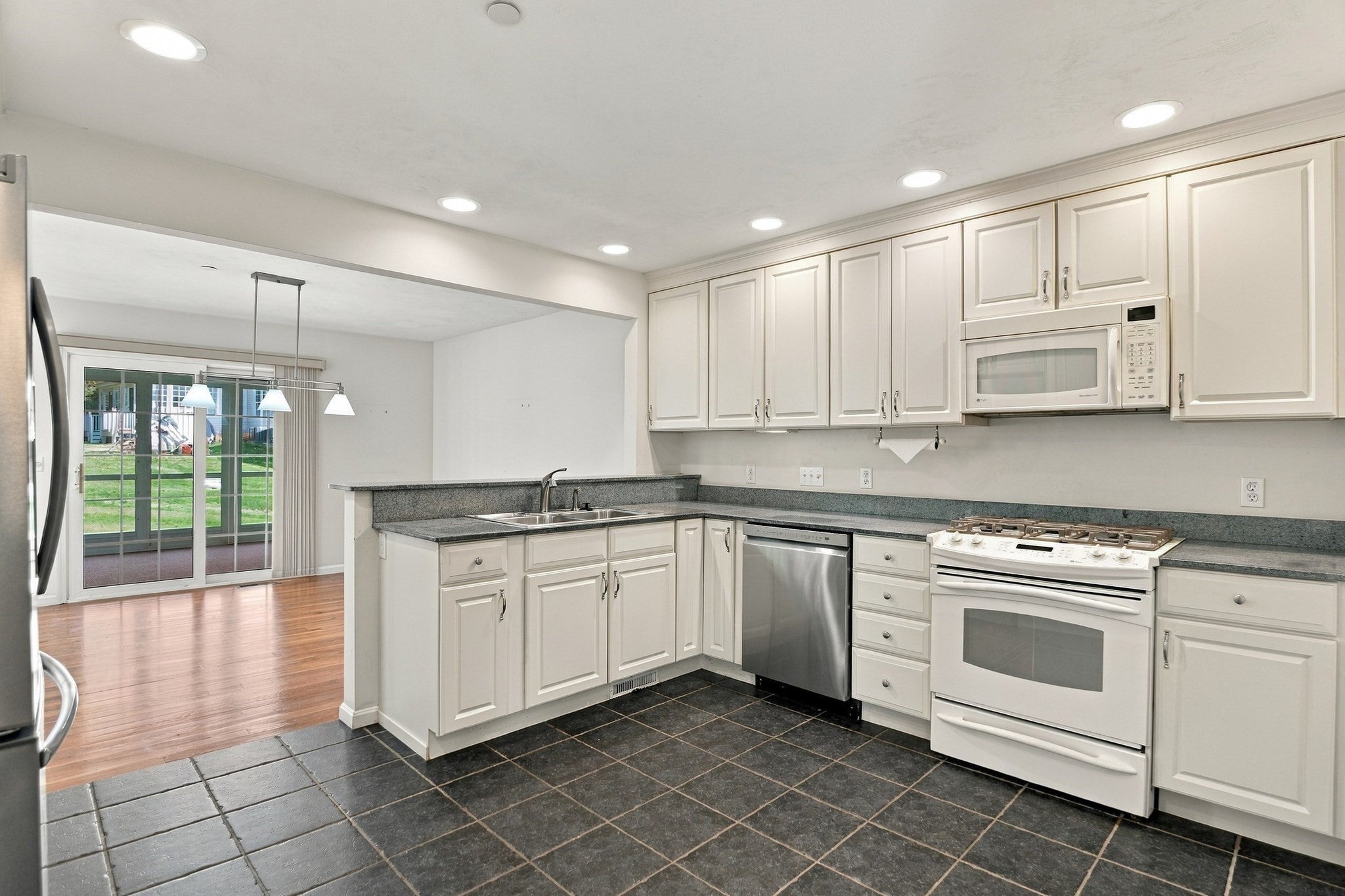 19 Imperial Court #19, Westborough, MA, 19 Imperial Court #19, Westborough, MA Photo #6