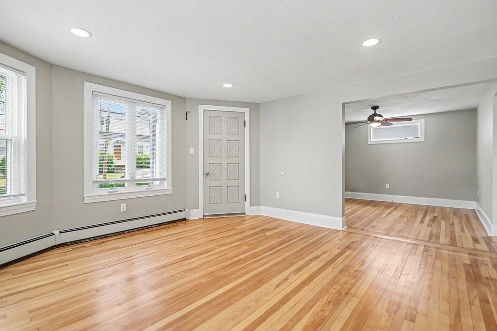 58 Saint Joseph Ave, Fitchburg, MA Photo #4