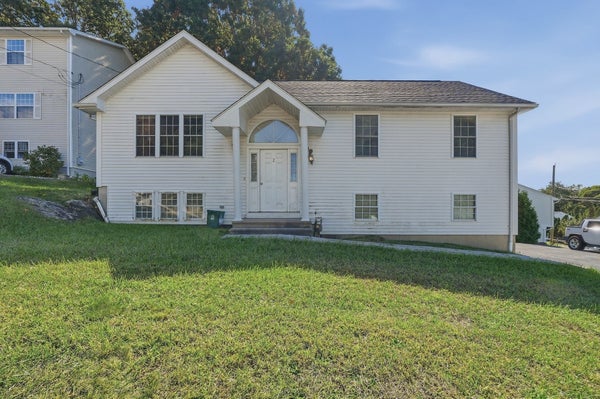 2 BOLTON ST, WORCESTER, MA 01604 - Image b87bc101fdecd23b0586dcf36b54e47a/1900752037