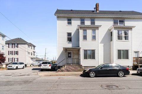 916-922 Rodman St Fall River MA 02721