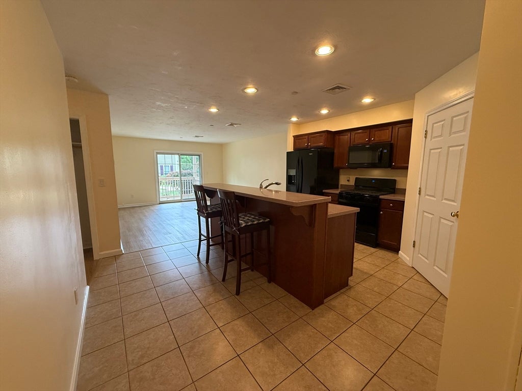 215 Longmeadow Rd #603, Taunton, MA, 215 Longmeadow Rd #603, Taunton, MA Photo #5